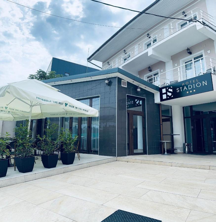Hotel Stadion Орадя Екстер'єр фото